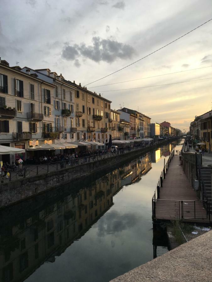 Charming Apartment On The Darsena Navigli - Pulizia Eccezionale Milánó Kültér fotó