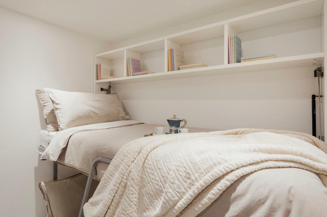 Charming Apartment On The Darsena Navigli - Pulizia Eccezionale Milánó Kültér fotó